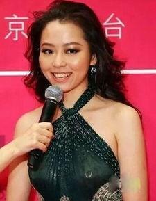 张靓颖爆料刘亦菲视频,背后故事引热议