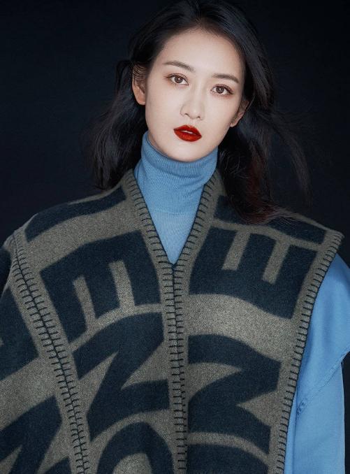 爆料娱乐圈王鸥的小说,王鸥的神秘恋情揭秘 第2张 爆料娱乐圈王鸥的小说,王鸥的神秘恋情揭秘 第2张